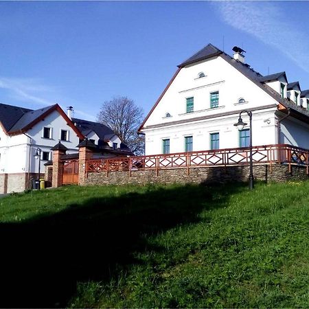Centrum Slezska Harta Брунталь Екстер'єр фото